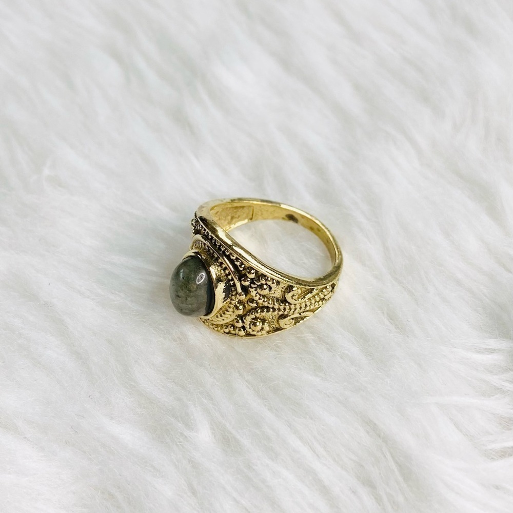 Deep Connection Jasper Ring - Picture 2 of 6